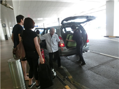 Changi Airport to Johor Bahru (Innova, Starex, Alphard)